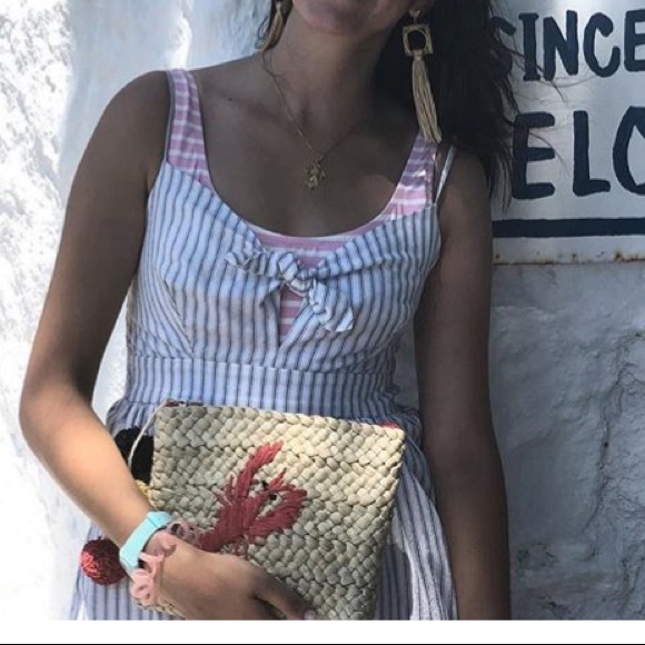 PULL & BEAR Lobster Clutch 🦞 - Picture 2 of 6